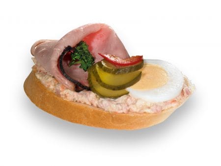 Chlebíček s uzeným masem